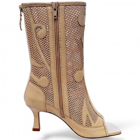 Gerry Weber G19509 Civita 09 in creme. Wir sind so begeistert von diesem außergewöhnlichen Fußkleid. Gerry Weber G19509 Civita 09 in creme. Wir sind so begeistert von diesem außergewöhnlichen Fußkleid.