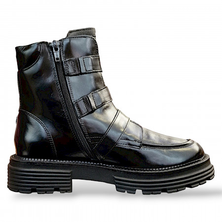 Bugatti Enna H23 in schwarz D.Boots. Unter diesem Link, findest Du unsere komplette Schuh Kollektion von Bugatti....Herren wie Damen. Bugatti Enna H23 in schwarz D.Boots. Unter diesem Link, findest Du unsere komplette Schuh Kollektion von Bugatti....Herren wie Damen.