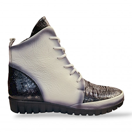 Artiker 53C0815 in weiß/schwarz D.Boots H23. kassedy schue, aussergewöhnliche schuhe, farbige schuhe Artiker 53C0815 in weiß/schwarz D.Boots H23. kassedy schue, aussergewöhnliche schuhe, farbige schuhe