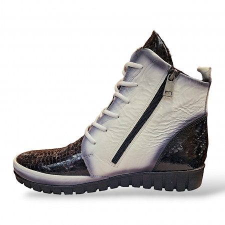 Artiker 53C0815 in weiß/schwarz D.Boots H23. kassedy schue, aussergewöhnliche schuhe, farbige schuhe Artiker 53C0815 in weiß/schwarz D.Boots H23. kassedy schue, aussergewöhnliche schuhe, farbige schuhe