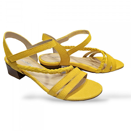 PintoDiBlu 64560-00 233 in gelb Sandalette S24. kassedy.de oldenburg PintoDiBlu 64560-00 233 in gelb Sandalette S24. kassedy.de oldenburg