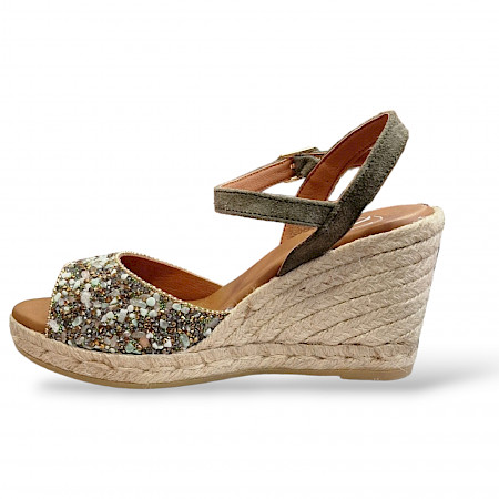 Viguera 2153 in grün D.Plateau Sandalette S24. kassedy.de , oldenburg KI Viguera 2153 in grün D.Plateau Sandalette S24. kassedy.de , oldenburg KI