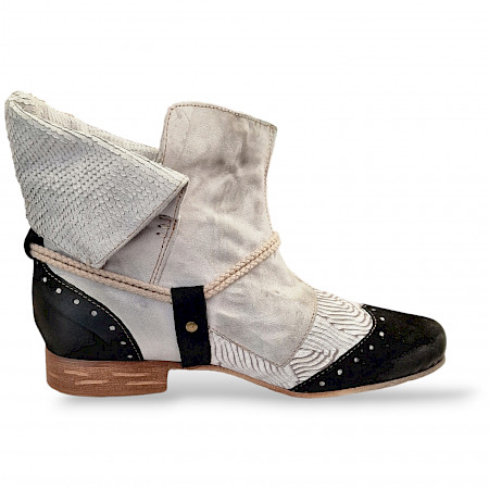 Charme 408 Stella in grau schwarz Damen Sommer Boots S24. kassedy.de oldenburg KI Charme 408 Stella in grau schwarz Damen Sommer Boots S24. kassedy.de oldenburg KI