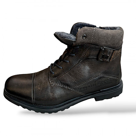 Bugatti AOU in dunkelgrau Bugatti AOU in dunkelgrau