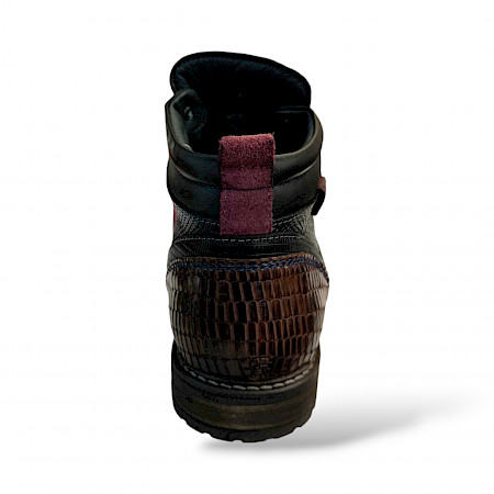 Australian 15.1212.06-A93 in schwarz/burgunder Herren Boots 42H. Australian 15.1212.06-A93 in schwarz/burgunder Herren Boots 42H.