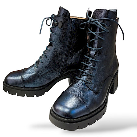 Hispanitas HI243605 in midnight Boots Hispanitas HI243605 in midnight Boots