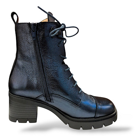 Hispanitas HI243605 in midnight Boots Hispanitas HI243605 in midnight Boots