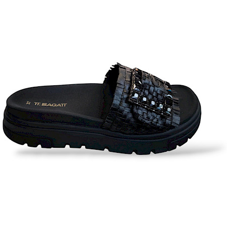 TT Bagatt AK7, schwarze Pantolette Damen, Kunstleder Pantolette, Damenschuhe Kunstleder, stylische Sommerschuhe Damen, Pantolette für breite Füße, schwarze Sommerschuhe Damen, TT Bagatt Schuhe... TT Bagatt AK7, schwarze Pantolette Damen, Kunstleder Pantolette, Damenschuhe Kunstleder, stylische Sommerschuhe Damen, Pantolette für breite Füße, schwarze Sommerschuhe Damen, TT Bagatt Schuhe...