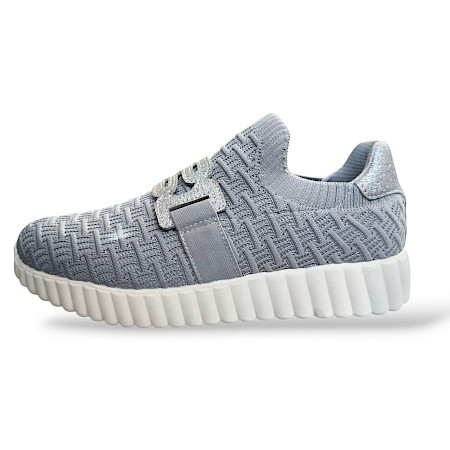 TT Bagatt, TT Bagatt AI6, Bagatt Slipper Damen, Slipper hellgrau silber, Damen Slipper modern, Bagatt Schuhe kaufen, Kassedy Schuhe, bequeme Damen Slipper, Slipper mit Silber Details, TT Bagatt... TT Bagatt, TT Bagatt AI6, Bagatt Slipper Damen, Slipper hellgrau silber, Damen Slipper modern, Bagatt Schuhe kaufen, Kassedy Schuhe, bequeme Damen Slipper, Slipper mit Silber Details, TT Bagatt...