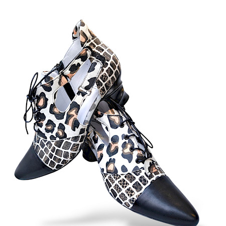 Simen 7579A, Damen Stiefelette Leoprint, Stiefelette mit Absatz, Schwarz Beige Stiefelette, Modische Stiefelette Damen, Bequeme Stiefelette mit Absatz, Elegante Stiefelette Damen, Trendige... Simen 7579A, Damen Stiefelette Leoprint, Stiefelette mit Absatz, Schwarz Beige Stiefelette, Modische Stiefelette Damen, Bequeme Stiefelette mit Absatz, Elegante Stiefelette Damen, Trendige...