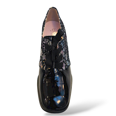 Bioeco 6662, Rot Lack Absatz Schnürschuh, Schwarz Lack Schnürschuh, Nachhaltige Schnürschuhe, Absatz Schnürschuhe, Vollleder Schnürschuhe, Bequeme Schnürschuhe, Mode mit Nachhaltigkeit,... Bioeco 6662, Rot Lack Absatz Schnürschuh, Schwarz Lack Schnürschuh, Nachhaltige Schnürschuhe, Absatz Schnürschuhe, Vollleder Schnürschuhe, Bequeme Schnürschuhe, Mode mit Nachhaltigkeit,...