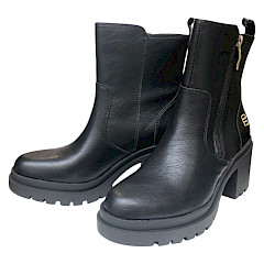 TT Bagatt AMG38 Damen Boots in Schwarz ? – Premium Lederimitat, atmungsaktiv & stylisch mit 3,5 cm Absatz. Jetzt bei Kassedy.de entdecken & bestellen!