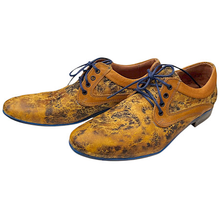 Kristofer 1412 Herren Schnürer ockergelb, Vollleder Schuh, sehr weiches nahtloses Leder, leichter eleganter Lederschuh mit blauen Schnürsenkeln Kristofer 1412 Herren Schnürer ockergelb, Vollleder Schuh, sehr weiches nahtloses Leder, leichter eleganter Lederschuh mit blauen Schnürsenkeln