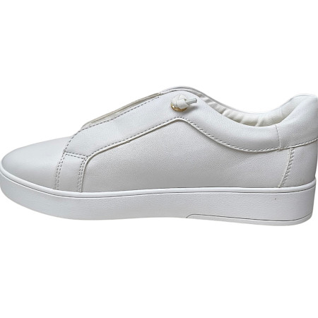 TT.BAGATT AR9 Sneaker White/Gold 62f – eleganter Damen-Sneaker in Weiß mit goldenen Details, Gummizug-Schnürung und herausnehmbarer Einlegesohle | Weich, bequem und exklusiv bei kassedy.de. ?✨ TT.BAGATT AR9 Sneaker White/Gold 62f – eleganter Damen-Sneaker in Weiß mit goldenen Details, Gummizug-Schnürung und herausnehmbarer Einlegesohle | Weich, bequem und exklusiv bei kassedy.de. ?✨