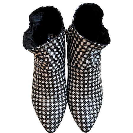 Simen 8327A Stiefelette schwarz weiß Damen Vollleder, elegante Leder Stiefelette mit kleinem Absatz und Reißverschluss Simen 8327A Stiefelette schwarz weiß Damen Vollleder, elegante Leder Stiefelette mit kleinem Absatz und Reißverschluss