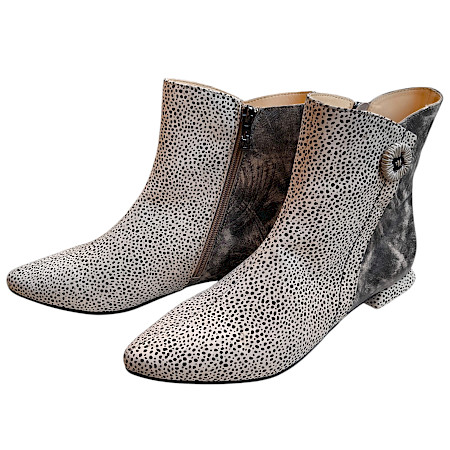 Moderne Simen Damen Stiefelette 8122A aus Vollleder in Beige mit feinem Punktmuster, seitlichem Reißverschluss und bequemem Absatz – stilvoll und komfortabel für viele Outfits. ✨ Moderne Simen Damen Stiefelette 8122A aus Vollleder in Beige mit feinem Punktmuster, seitlichem Reißverschluss und bequemem Absatz – stilvoll und komfortabel für viele Outfits. ✨