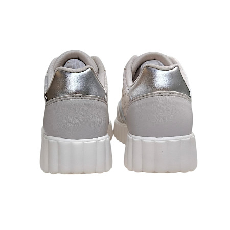 TT Bagatt Ai6 Sneaker light grey silver, luftdurchlässiges Lederimitat, Damen Sneaker mit austauschbarer Einlegesohle TT Bagatt Ai6 Sneaker light grey silver, luftdurchlässiges Lederimitat, Damen Sneaker mit austauschbarer Einlegesohle