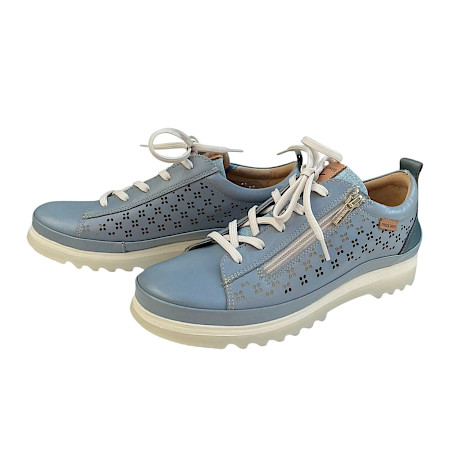 Pikolinos W3W Damen Schnürschuh in Blau aus weichem Glattleder, perforiertes Design für Atmungsaktivität, mit Reißverschluss und Schnürung, leichter und bequemer Lederschuh mit herausnehmbarer... Pikolinos W3W Damen Schnürschuh in Blau aus weichem Glattleder, perforiertes Design für Atmungsaktivität, mit Reißverschluss und Schnürung, leichter und bequemer Lederschuh mit herausnehmbarer...