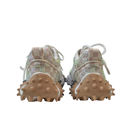 Weiße Sneaker mit Strasssteinen, Mesh-Obermaterial und robuster Sohle – eleganter, atmungsaktiver Damen-Sneaker ??✨ Weiße Sneaker mit Strasssteinen, Mesh-Obermaterial und robuster Sohle – eleganter, atmungsaktiver Damen-Sneaker ??✨