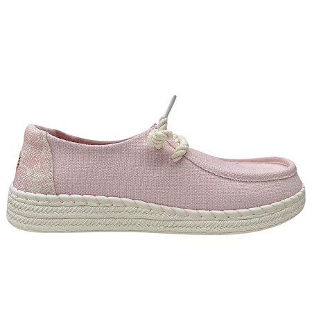 Leichte Slip-On Schuhe in zartem Lila mit bunten Details, elastischer Schnürung und heller, flexibler Sohle – modern, verspielt und besonders bequem gestaltet. Leichte Slip-On Schuhe in zartem Lila mit bunten Details, elastischer Schnürung und heller, flexibler Sohle – modern, verspielt und besonders bequem gestaltet.