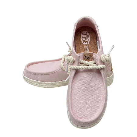 Leichte Slip-On Schuhe in zartem Lila mit bunten Details, elastischer Schnürung und heller, flexibler Sohle – modern, verspielt und besonders bequem gestaltet. Leichte Slip-On Schuhe in zartem Lila mit bunten Details, elastischer Schnürung und heller, flexibler Sohle – modern, verspielt und besonders bequem gestaltet.