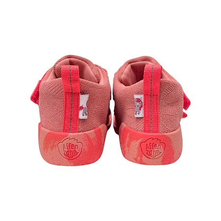 Affenzahn 01493-40068 Talky Pony Lauflerner in Coral aus weichem Leder mit zwei Klettverschlüssen, flexibler Lauflernsohle und wasserdichter AffenTex-Membran. Affenzahn 01493-40068 Talky Pony Lauflerner in Coral aus weichem Leder mit zwei Klettverschlüssen, flexibler Lauflernsohle und wasserdichter AffenTex-Membran.