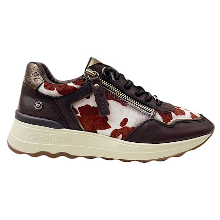 Carmela 164360 Damen-Sneaker in Brown aus Leder mit dunkelbraunen, weißen und rostbraunen Fell-Optik-Details, goldfarbenem Reißverschluss und heller Plateausohle. Bequemer Leder-Sneaker mit... Carmela 164360 Damen-Sneaker in Brown aus Leder mit dunkelbraunen, weißen und rostbraunen Fell-Optik-Details, goldfarbenem Reißverschluss und heller Plateausohle. Bequemer Leder-Sneaker mit...
