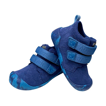 Affenzahn 01493-30119 Talky Elefant Lauflerner in Blau aus weichem Leder mit Klettverschluss, flexibler Lauflernsohle und wasserdichter AffenTex-Membran. Affenzahn 01493-30119 Talky Elefant Lauflerner in Blau aus weichem Leder mit Klettverschluss, flexibler Lauflernsohle und wasserdichter AffenTex-Membran.