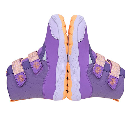 Affenzahn Winterstiefel Vegan Blizzy Schmetterling in Lila und Purple mit kuscheligem Warmfutter, wasserdichter AffenTex-Membran, extra hohem Schaft, zwei Klettverschlüssen mit Schmetterlingsmotiv... Affenzahn Winterstiefel Vegan Blizzy Schmetterling in Lila und Purple mit kuscheligem Warmfutter, wasserdichter AffenTex-Membran, extra hohem Schaft, zwei Klettverschlüssen mit Schmetterlingsmotiv...