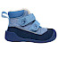 Affenzahn Lauflerner Winterstiefel Vegan Snuggy Elefant in Blau mit kuscheligem Warmfutter, wasserdichter AffenTex-Membran, zwei Klettverschlüssen mit Elefantenmotiv und flexibler Lauflernsohle. Veganer Kinder-Winterboot für die ersten Schritte, erhältlich bei Kassedy.de.