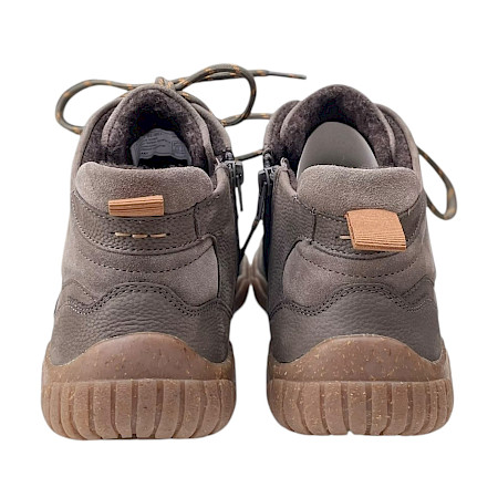 Josef Seibel Wallace 03 Herren-Boot in Asphalt aus echtem grau-braunem Leder mit zweifarbiger Schnürung, Metallhaken, seitlichem Reißverschluss und flexibler brauner Profilsohle – sportlicher... Josef Seibel Wallace 03 Herren-Boot in Asphalt aus echtem grau-braunem Leder mit zweifarbiger Schnürung, Metallhaken, seitlichem Reißverschluss und flexibler brauner Profilsohle – sportlicher...