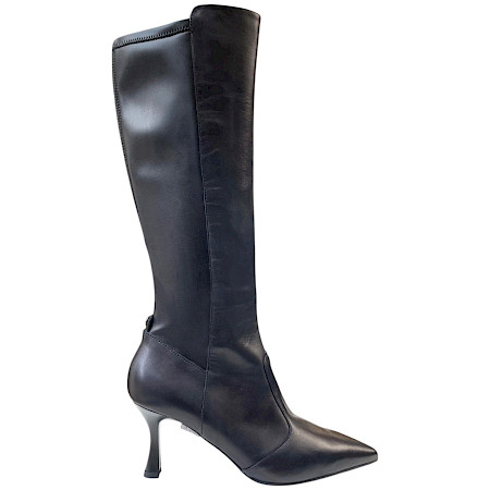NeroGiardini I410835DE Damen-Langschaftstiefel in Schwarz aus Leder und technischem Material mit Lederfutter, spitzer Vorderpartie, seitlichem Reißverschluss und ca. 6,5 cm Absatz – eleganter... NeroGiardini I410835DE Damen-Langschaftstiefel in Schwarz aus Leder und technischem Material mit Lederfutter, spitzer Vorderpartie, seitlichem Reißverschluss und ca. 6,5 cm Absatz – eleganter...