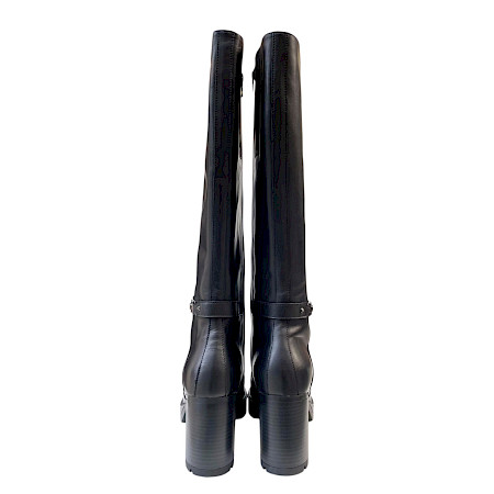 NeroGiardini I618044D Damen-Langschaftstiefel in Schwarz aus echtem Leder mit seitlichem Reißverschluss, Plateausohle, Profilsohle und ca. 7 cm Blockabsatz – eleganter italienischer Lederstiefel... NeroGiardini I618044D Damen-Langschaftstiefel in Schwarz aus echtem Leder mit seitlichem Reißverschluss, Plateausohle, Profilsohle und ca. 7 cm Blockabsatz – eleganter italienischer Lederstiefel...