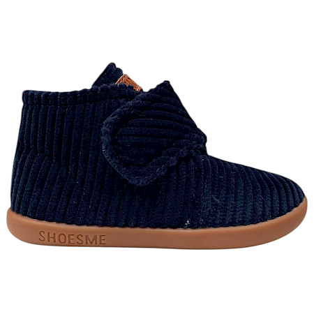ShoesMe HS26W019-A First-Step-Schuh in Dunkelblau aus weichem Cord mit warmem Futter, herausnehmbarem Fußbett, Klettverschluss und flexibler rutschhemmender Gummisohle – erhältlich bei kassedy.de. ShoesMe HS26W019-A First-Step-Schuh in Dunkelblau aus weichem Cord mit warmem Futter, herausnehmbarem Fußbett, Klettverschluss und flexibler rutschhemmender Gummisohle – erhältlich bei kassedy.de.