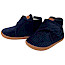 ShoesMe HS26W019-A First-Step-Schuh in Dunkelblau aus weichem Cord mit warmem Futter, herausnehmbarem Fußbett, Klettverschluss und flexibler rutschhemmender Gummisohle – erhältlich bei kassedy.de.