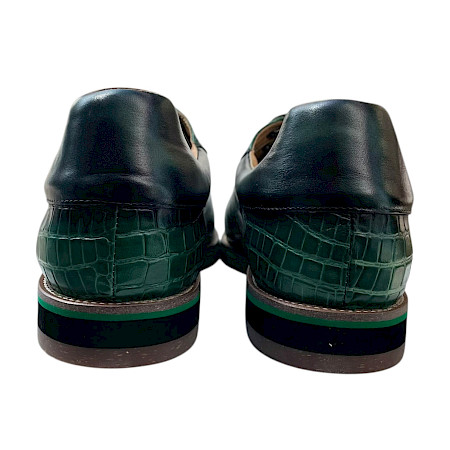 Enzo Vita Achille 02 Herren-Schnürschuh in Vert Grün aus 100 % Naturleder mit Lederfutter, Lederinnensohle, verschiedenen Reptil- und Kroko-Prägungen sowie leichter flexibler Laufsohle –... Enzo Vita Achille 02 Herren-Schnürschuh in Vert Grün aus 100 % Naturleder mit Lederfutter, Lederinnensohle, verschiedenen Reptil- und Kroko-Prägungen sowie leichter flexibler Laufsohle –...
