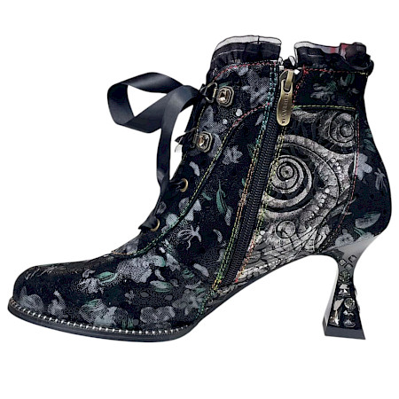 Laura Vita Oliveo 03 Damen-Stiefelette in Dorian mit floralem Muster, Leder-Textil-Mix, Satin-Schnürung, Reißverschluss, Memory-Sohle und ca. 7,5 cm Absatz – extravagante Laura Vita Stiefelette... Laura Vita Oliveo 03 Damen-Stiefelette in Dorian mit floralem Muster, Leder-Textil-Mix, Satin-Schnürung, Reißverschluss, Memory-Sohle und ca. 7,5 cm Absatz – extravagante Laura Vita Stiefelette...