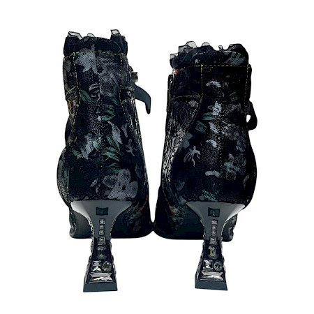 Laura Vita Oliveo 03 Damen-Stiefelette in Dorian mit floralem Muster, Leder-Textil-Mix, Satin-Schnürung, Reißverschluss, Memory-Sohle und ca. 7,5 cm Absatz – extravagante Laura Vita Stiefelette... Laura Vita Oliveo 03 Damen-Stiefelette in Dorian mit floralem Muster, Leder-Textil-Mix, Satin-Schnürung, Reißverschluss, Memory-Sohle und ca. 7,5 cm Absatz – extravagante Laura Vita Stiefelette...