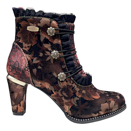 Laura Vita Alcbaneo 130 Damen-Stiefelette in Bronze mit floralem Muster, dekorativen Details, Absatz und seitlichem Reißverschluss – außergewöhnliche Damenstiefelette bei Kassedy. Laura Vita Alcbaneo 130 Damen-Stiefelette in Bronze mit floralem Muster, dekorativen Details, Absatz und seitlichem Reißverschluss – außergewöhnliche Damenstiefelette bei Kassedy.