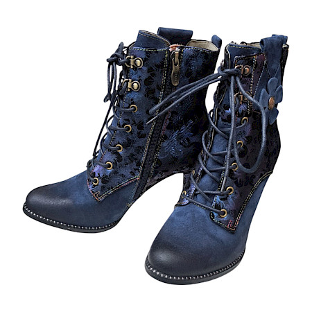 Laura Vita Alcbaneo 141 Damen-Stiefelette in Marine Dunkelblau aus Leder mit floralen Details, Schnürung, seitlichem Reißverschluss, Memory-Fußbett und ca. 8 cm Absatz – außergewöhnliche Laura... Laura Vita Alcbaneo 141 Damen-Stiefelette in Marine Dunkelblau aus Leder mit floralen Details, Schnürung, seitlichem Reißverschluss, Memory-Fußbett und ca. 8 cm Absatz – außergewöhnliche Laura...
