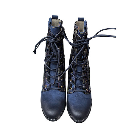 Laura Vita Alcbaneo 141 Damen-Stiefelette in Marine Dunkelblau aus Leder mit floralen Details, Schnürung, seitlichem Reißverschluss, Memory-Fußbett und ca. 8 cm Absatz – außergewöhnliche Laura... Laura Vita Alcbaneo 141 Damen-Stiefelette in Marine Dunkelblau aus Leder mit floralen Details, Schnürung, seitlichem Reißverschluss, Memory-Fußbett und ca. 8 cm Absatz – außergewöhnliche Laura...