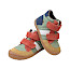 KOEL 07T063.305-360 Kinder-Boot in Olive mit hellblauen und taupefarbenen Details, Nubukleder, wasserdichter Ausstattung, zwei Klettverschlüssen und herausnehmbarer Einlegesohle – Kinderschuh für breite Füße und hohen Spann bei kassedy.de.