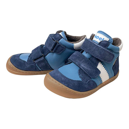 KOEL 07T063.125-170 Kinder-Boot in Jeans-Blau aus Nubukleder, wasserdicht, mit zwei Klettverschlüssen und herausnehmbarer Einlegesohle – komfortabler Kinderschuh für breite Füße und hohen Spann... KOEL 07T063.125-170 Kinder-Boot in Jeans-Blau aus Nubukleder, wasserdicht, mit zwei Klettverschlüssen und herausnehmbarer Einlegesohle – komfortabler Kinderschuh für breite Füße und hohen Spann...