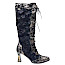 Laura Vita OANELO 02 Damen-Stiefel in Noir mit Leder-Textil-Mix, schwarzen 3D-Blüten, floralem Metallic-Muster, langer Schnürung, Reißverschluss und femininem Absatz – extravaganter schwarzer Laura Vita Stiefel bei kassedy.de. Laura Vita OANELO 02 Damen-Stiefel in Noir mit Leder-Textil-Mix, schwarzen 3D-Blüten, floralem Metallic-Muster, langer Schnürung, Reißverschluss und femininem Absatz – extravaganter schwarzer Laura Vita Stiefel bei kassedy.de.