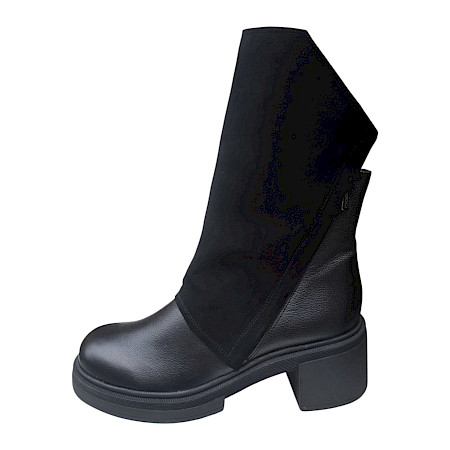 ?? AGA 2575/1269/19 Boots in Schwarz – clean, markant & richtig modern Der AGA 2575/1269/19 in Schwarz ist ein Boot, der durch seine klare Form sofort auffällt. ?✨ Keine wilden Farben, keine... ?? AGA 2575/1269/19 Boots in Schwarz – clean, markant & richtig modern Der AGA 2575/1269/19 in Schwarz ist ein Boot, der durch seine klare Form sofort auffällt. ?✨ Keine wilden Farben, keine...