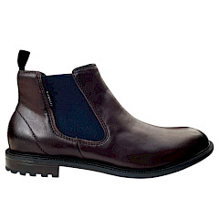 TT.BAGATT AOA Chelsea Boot in Mid-Brown aus braunem Echtleder mit dunkelblauen Elastikeinsätzen, Zuglasche und flachem Absatz – klassischer brauner Leder-Chelsea-Boot bei kassedy.de.