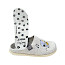 Tony Pons Snoopy Hausschuhe in Milk mit Snoopy-, Woodstock- und Peanuts-Motiven. Kuschelweiche helle Pantoffeln mit herausnehmbarer Innensohle und bequemer Passform – gemütliche Snoopy Hausschuhe für Damen und Peanuts-Fans bei Kassedy.de. ??