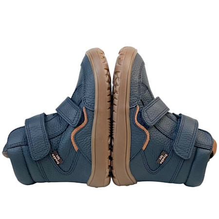 Froddo G3160246 Barefoot TEX Winter Kinder-Winterboot in Dunkelblau aus Leder mit warmem Wollfutter, Froddo TEX-Membran, zwei Klettverschlüssen, breiter Zehenbox und flexibler Barefoot-Sohle –... Froddo G3160246 Barefoot TEX Winter Kinder-Winterboot in Dunkelblau aus Leder mit warmem Wollfutter, Froddo TEX-Membran, zwei Klettverschlüssen, breiter Zehenbox und flexibler Barefoot-Sohle –...
