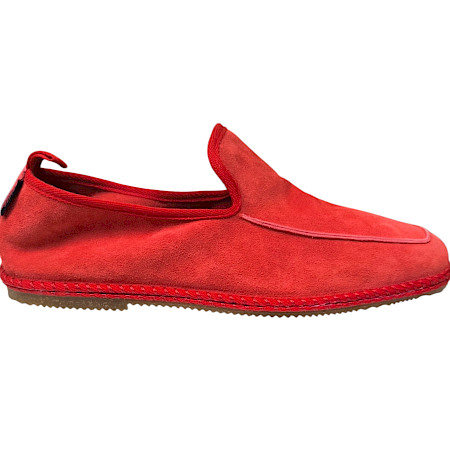 Shirakawa 16130 Slipper in Rot – hochwertiger Damen-Lederslipper aus Echtleder mit bequemer Schlupfform, flexibler Sohle und auffälliger roter Farbgebung | Stilvoller Tragekomfort jetzt bei... Shirakawa 16130 Slipper in Rot – hochwertiger Damen-Lederslipper aus Echtleder mit bequemer Schlupfform, flexibler Sohle und auffälliger roter Farbgebung | Stilvoller Tragekomfort jetzt bei...