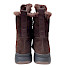 ?❄️ Artiker 59C1148 Leder-Boots – kuschelig warm & wunderschön in Braun Der Artiker 59C1148 ist genau so ein Winterboot, bei dem man schon beim Anschauen warme Füße bekommt. ?? Das satte Dunkelbraun, das weiche Veloursleder und das sichtbar flauschige Futter ergeben zusammen einen wunderbar gemütlichen Look – und trotzdem wirkt der Boot modern und nicht schwerfällig. Besonders hübsch ist die Schnürung mit breiten Bändern und den großen runden Ösen. Sie macht aus dem funktionalen Winterboot einen echten Hingucker. Praktisch im Alltag: Zusätzlich zur Schnürung gibt es einen seitlichen Reißverschluss, sodass man nicht jedes Mal komplett neu schnüren muss. ?✨ ❄️ Echtes Leder, warmes Futter & kräftige Sohle Beim Material bestätigt sich der hochwertige Eindruck: Für den 59C1148 Brown werden Naturleder und Veloursleder als Obermaterial angegeben. Innen ist der Boot warm mit Fell gefüttert und besitzt ebenfalls eine weiche, warme Einlegesohle. Auch die Sohle passt perfekt zur kalten Jahreszeit. Sie ist kräftig gearbeitet und deutlich profiliert. Laut Händler liegt die Sohlendicke bei etwa 3 cm, die Gesamthöhe des Schuhs bei ungefähr 23 cm und die Absatzhöhe bei rund 4 cm. Angeboten wird das Modell in den Größen 36 bis 41. Was ich besonders schön finde: Trotz des warmen Winter-Looks bleibt alles Ton in Ton. Braun, Dunkelbraun und die dezenten dunkleren Sohlenpartien harmonieren wunderbar miteinander. Das macht ihn perfekt zu Jeans, Leggings, Strickkleid oder einer gemütlichen Winterjacke. ?❄️? Details auf einen Blick: Artiker 59C1148 · Braun ? · Damen-Lederboot · Naturleder und Veloursleder · warm gefüttert · weiche Einlegesohle · Schnürung mit dekorativen Bändern · zusätzlicher Reißverschluss · kräftige profilierte Sohle · Sohle ca. 3 cm · Absatz ca. 4 cm · Gesamthöhe ca. 23 cm · Größen 36–41. ? Den Artiker 59C1148 bekommt ihr bei uns auf kassedy.de und natürlich direkt bei uns in Oldenburg. ??❄️ Ein richtig schöner Begleiter für alle, die im Winter Wärme, Leder und einen besonderen Look miteinander verbinden möchten.